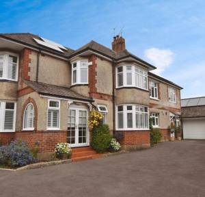5 Bedroom House for sale in Castle Road, Salisbury