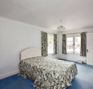 2 Bedroom Retirement for sale in Earls Manor Court, Salisbury