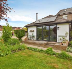 1 Bedroom Bungalow for sale in Charnwood Road, Salisbury