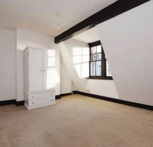 2 Bedroom Flat for sale in Barnard Street, Salisbury