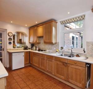 4 Bedroom House for sale in Laverstock Park West, Salisbury