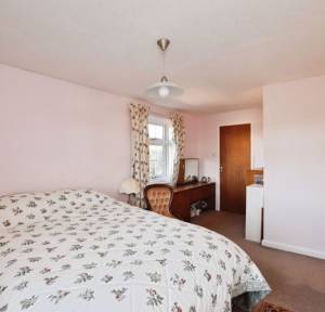 4 Bedroom House for sale in Laverstock Park West, Salisbury