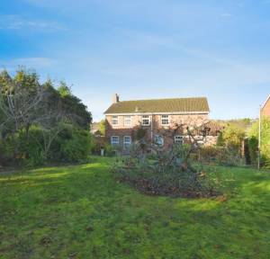 4 Bedroom House for sale in Laverstock Park West, Salisbury