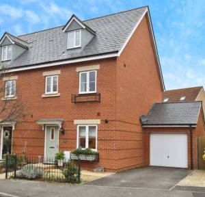 4 Bedroom House for sale in Sherbourne Drive, Salisbury