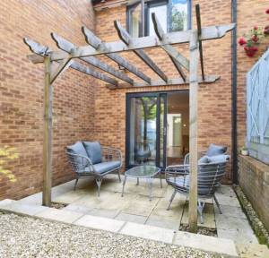 2 Bedroom House for sale in The Sandringhams, Salisbury