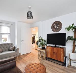 2 Bedroom House for sale in Chicheley Lane, Salisbury