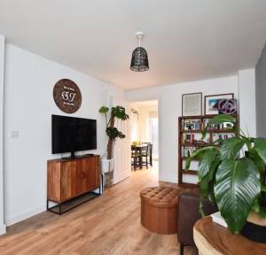 2 Bedroom House for sale in Chicheley Lane, Salisbury