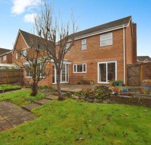 4 Bedroom House for sale in Longhill Drive, Salisbury