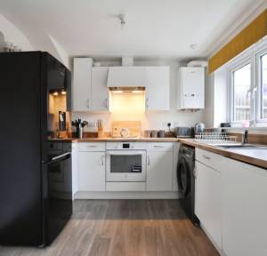 3 Bedroom House for sale in Dove Place, Salisbury
