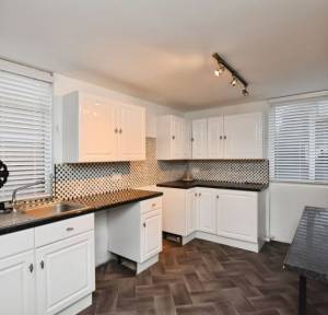 3 Bedroom House for sale in Westminster Road, Salisbury