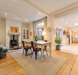 4 Bedroom House for sale in Glenmore Road, Salisbury