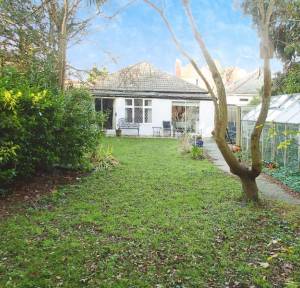 2 Bedroom Bungalow for sale in Canberra Road, Christchurch
