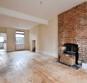 2 Bedroom House for sale in Devizes Road, Salisbury