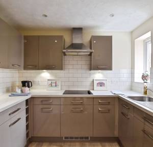 1 Bedroom Retirement for sale in Three Swans Chequer, Salisbury