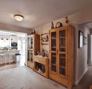 4 Bedroom Bungalow for sale in Malvern Way, Salisbury