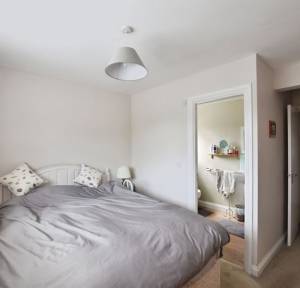 4 Bedroom Bungalow for sale in Malvern Way, Salisbury