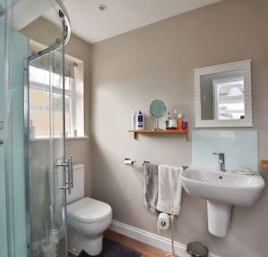 4 Bedroom Bungalow for sale in Malvern Way, Salisbury