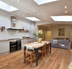 4 Bedroom House for sale in Elm Grove Road, Salisbury