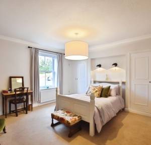 4 Bedroom House for sale in Elm Grove Road, Salisbury