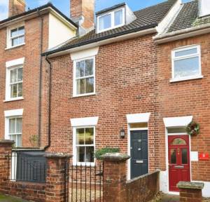 4 Bedroom House for sale in Elm Grove Road, Salisbury