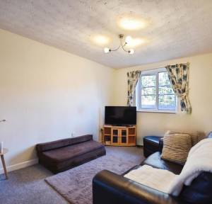 1 Bedroom Flat for sale in Sarum Close, Salisbury