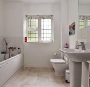 4 Bedroom House for sale in Edmund Way, Salisbury