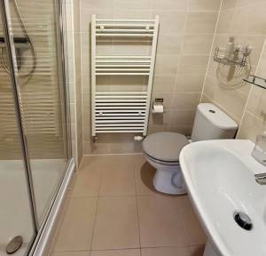 4 Bedroom House for sale in Wagstaff Way, Salisbury