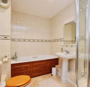 3 Bedroom House for sale in Brewery Lane, Salisbury