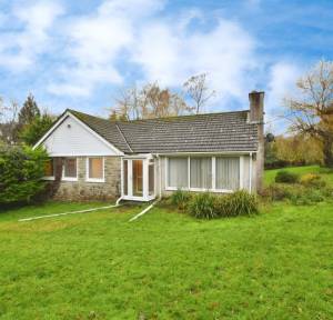 3 Bedroom Bungalow for sale in Pentons Hill, Fordingbridge