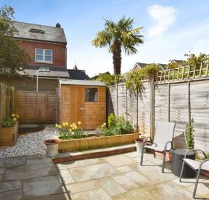 2 Bedroom House for sale in Meadow Road South, Salisbury