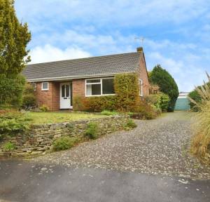 3 Bedroom Bungalow for sale in The Copse, Salisbury