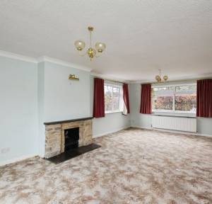 3 Bedroom Bungalow for sale in The Copse, Salisbury