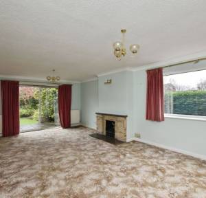3 Bedroom Bungalow for sale in The Copse, Salisbury