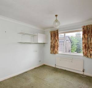 3 Bedroom Bungalow for sale in The Copse, Salisbury