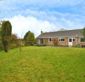 3 Bedroom Bungalow for sale in The Copse, Salisbury
