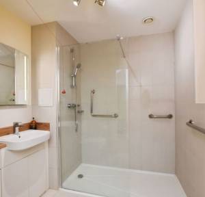 1 Bedroom Retirement for sale in Hart Close, Salisbury