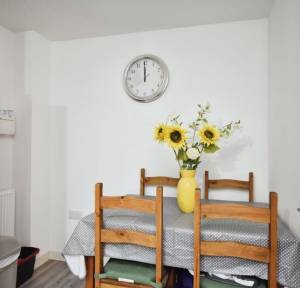 2 Bedroom House for sale in Paisey Grove, Salisbury