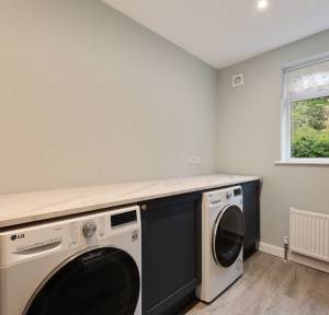 3 Bedroom Bungalow for sale in Livery Road, Salisbury