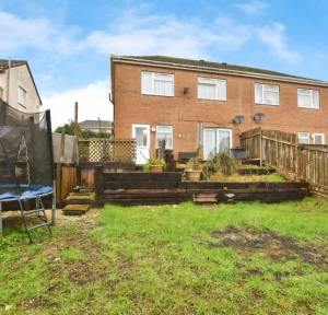 3 Bedroom House for sale in Woodside Road, Salisbury