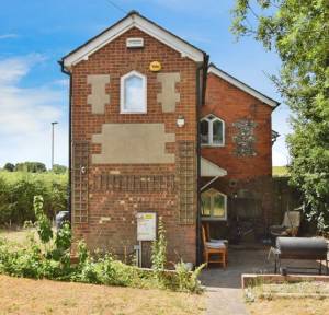 3 Bedroom House for sale in Amesbury Road, Salisbury