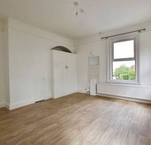 3 Bedroom Flat to rent in Roman Road, Salisbury