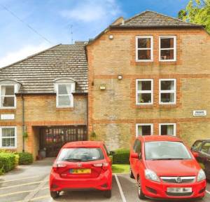 1 Bedroom Retirement for sale in Wilton Road, Salisbury