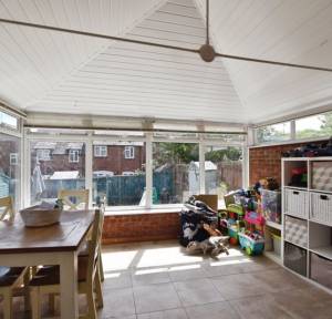 3 Bedroom House for sale in The Oakbournes, Salisbury
