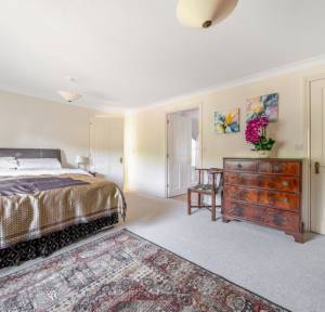 5 Bedroom House for sale in Park Lane, Salisbury