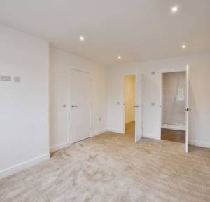 4 Bedroom House for sale in Foster Lane , Salisbury