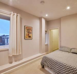 2 Bedroom Flat for sale in Castle Street, Salisbury