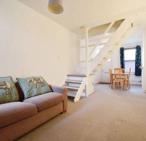2 Bedroom House for sale in St Edmunds Church Street, Salisbury