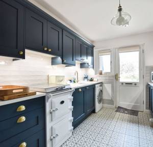 2 Bedroom House for sale in Earls Manor Court, Salisbury