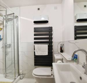 2 Bedroom House for sale in Earls Manor Court, Salisbury