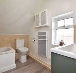 3 Bedroom House for sale in Wylye Road, Salisbury